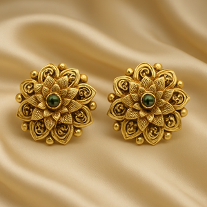 Kundan/Antique Studs