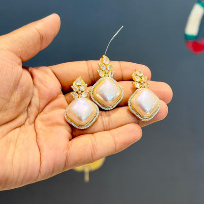 Chhaya Diamond Pendant Set