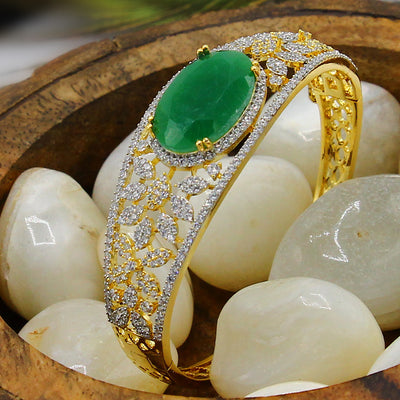 Ahalya Yellow Gold Green Onyx Bracelet