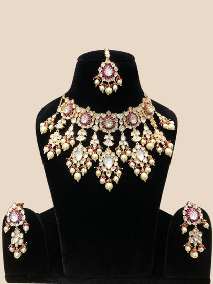 Banita Necklace set with mangaltika